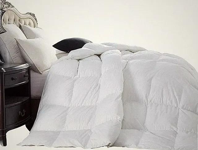 Luxurious 1200 Thread Count California King Goose down Alternative Comforter 750